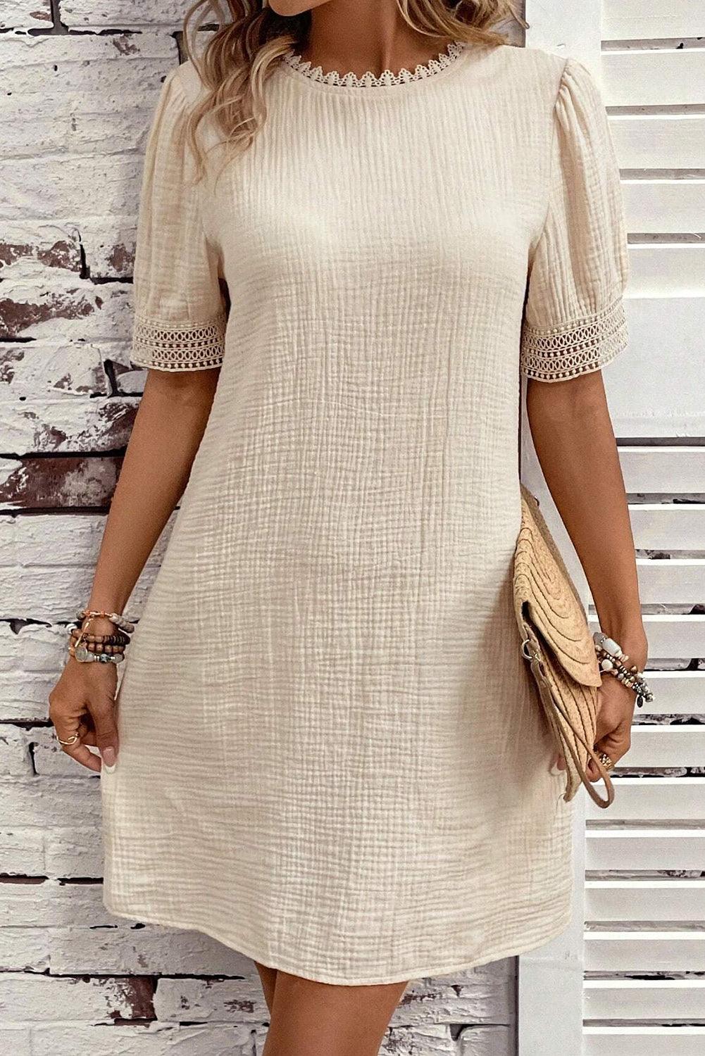 Evy | Robe chic avec manches plissées élégantes