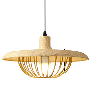 Lampes suspendues élégantes à l'aspect boisé
