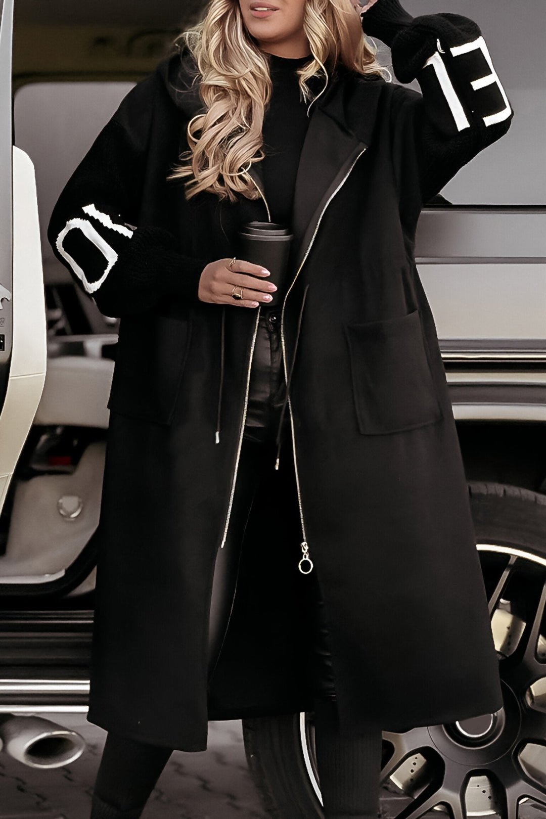 Cécile™ - Veste à capuche longue et décontractée avec manches en patchwork tricoté
