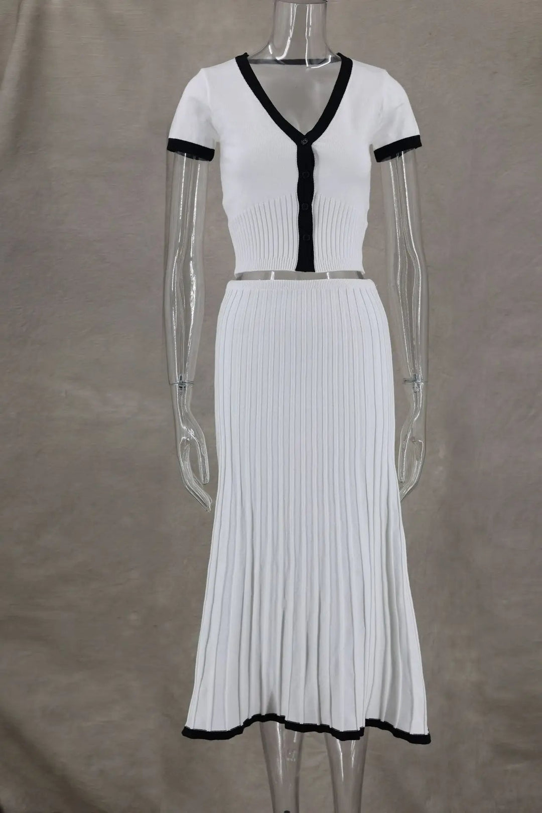Elisa | Set Chic Elegance