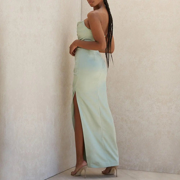 Onni | Robe longue élégante en satin sans bretelles pour un look sophistiqué