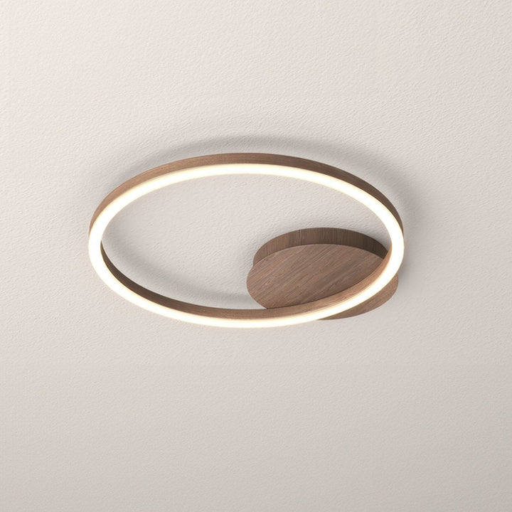 Plafonnier chic au design élégant