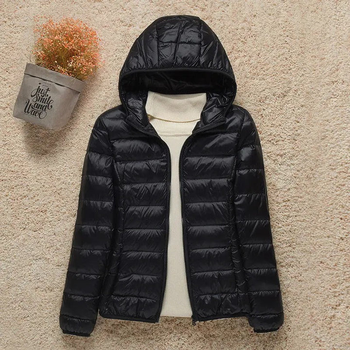 Élevez votre style avec la veste ultra-légère LAINE