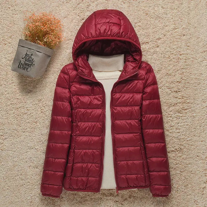 Élevez votre style avec la veste ultra-légère LAINE