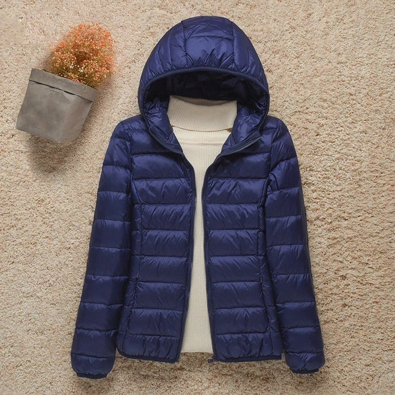 Élevez votre style avec la veste ultra-légère LAINE