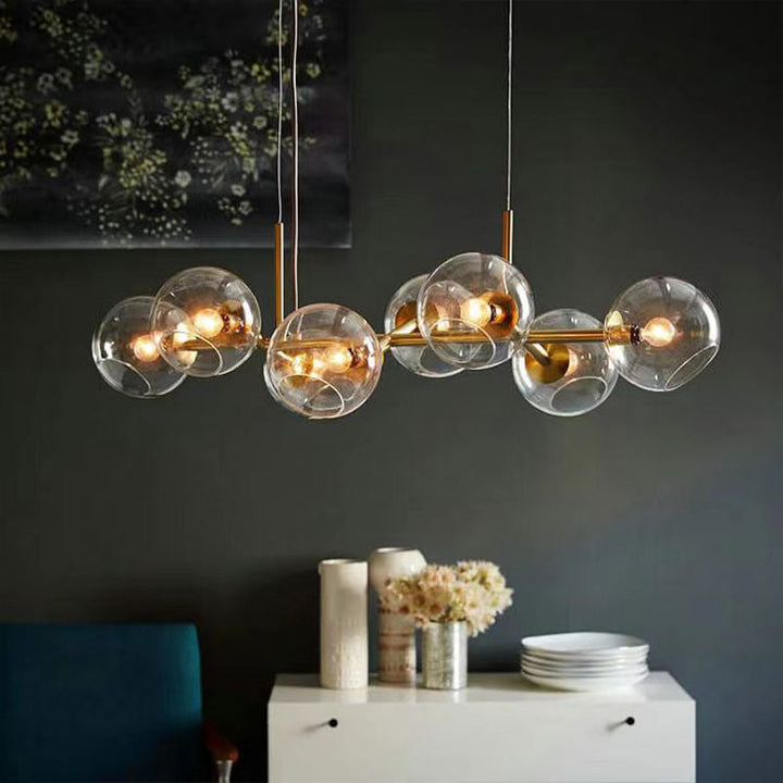 Lustre élégant avec des sphères de verre scandinaves